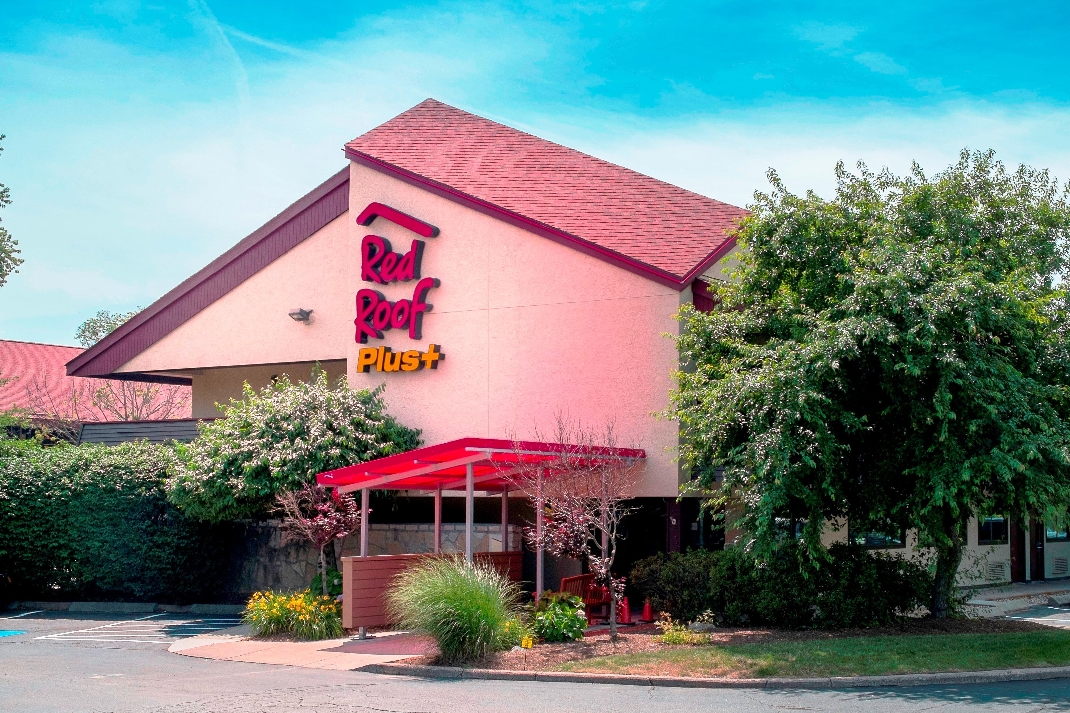 Red Roof Inn Plus+ West Спрингфилд Экстерьер фото